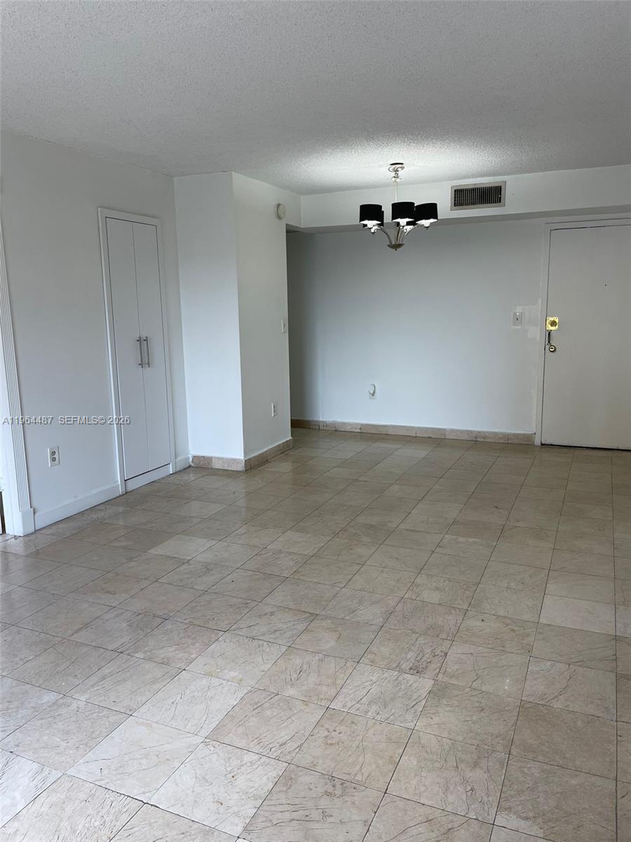 4721 NW 7th Street 30512, Miami, FL 33126, Miami