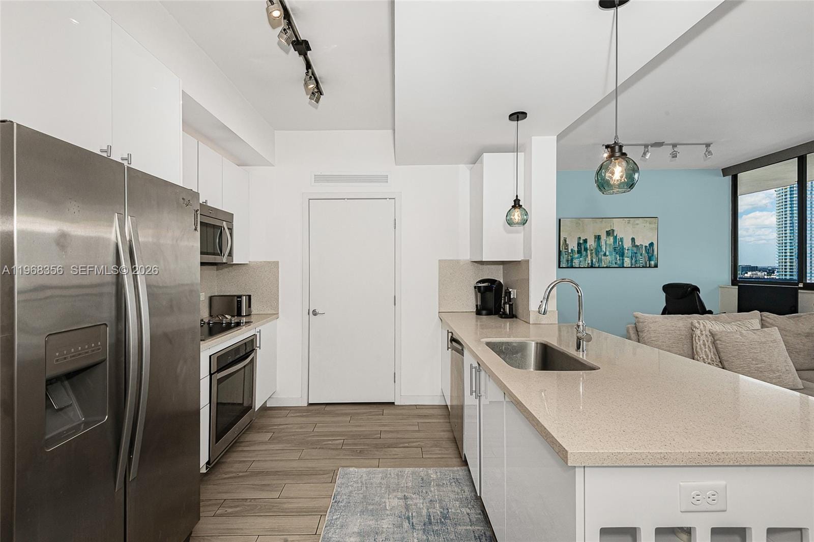999 SW 1st Avenue 3215 — photo 11