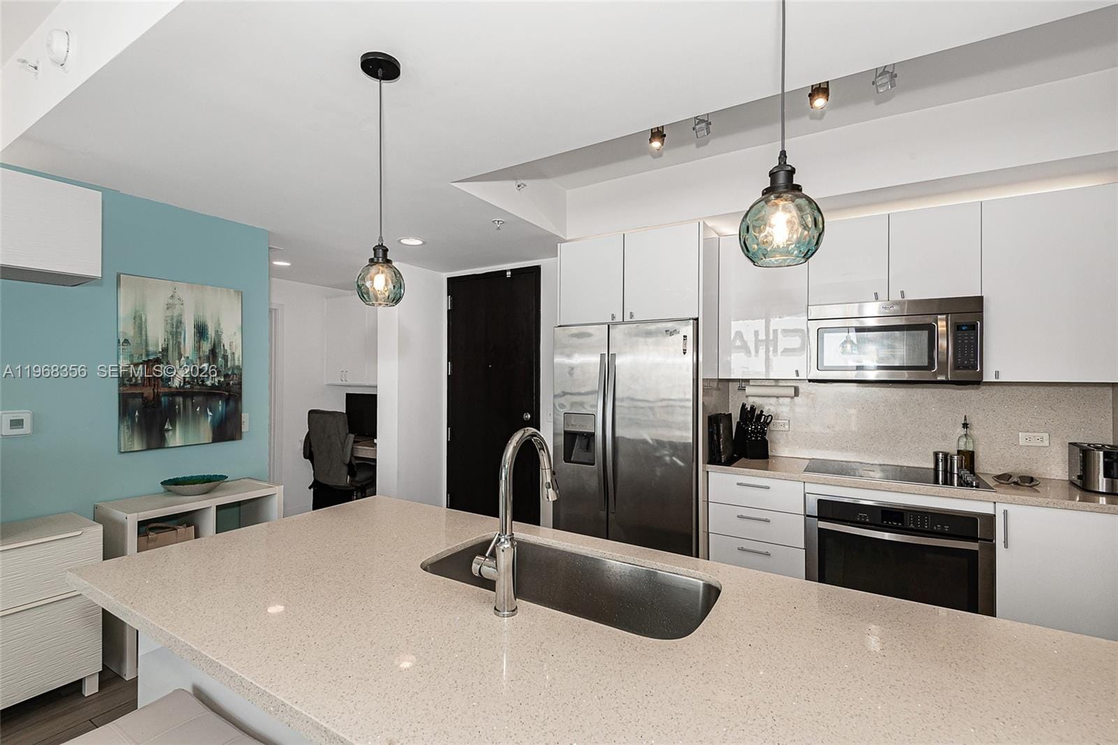 999 SW 1st Avenue 3215 — photo 10