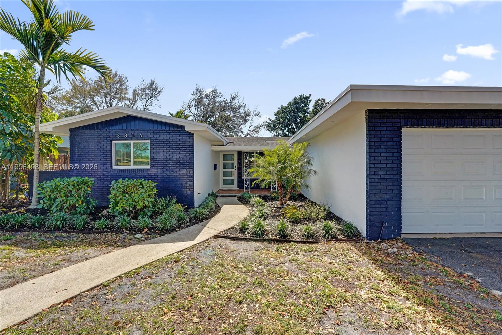 3816 W Park Road, Hollywood, FL 33021, Hollywood