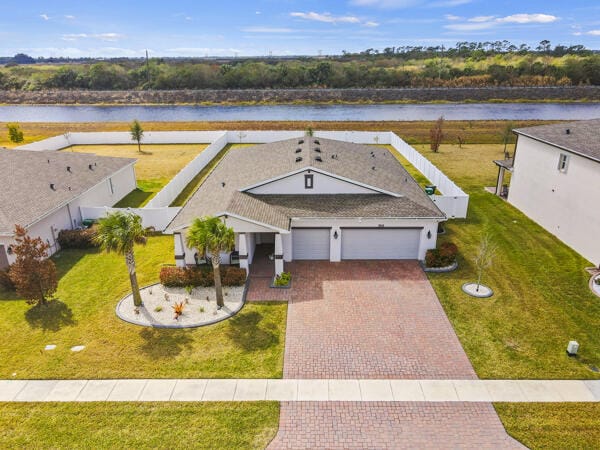 7608 NW Deysbrook Lane, Port St. Lucie, FL 34987 photo 3