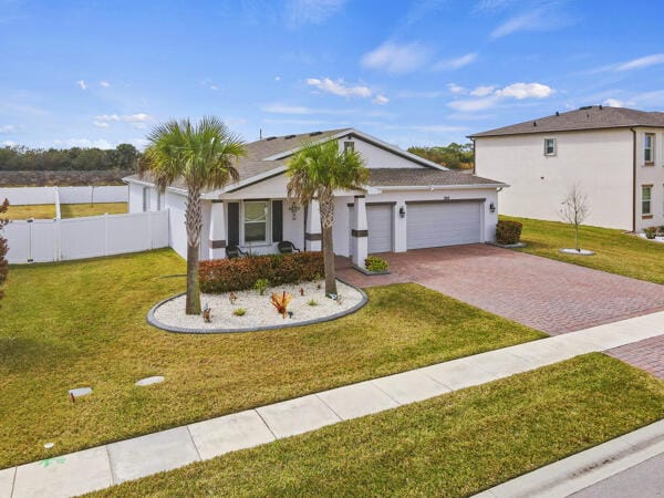 7608 NW Deysbrook Lane, Port St. Lucie, FL 34987 photo 4