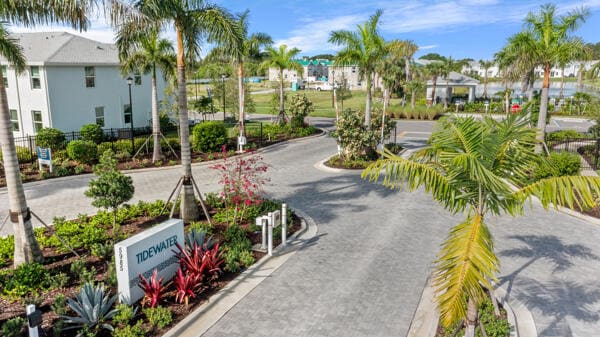 419 Salisbury Circle, Fort Pierce, FL 34982