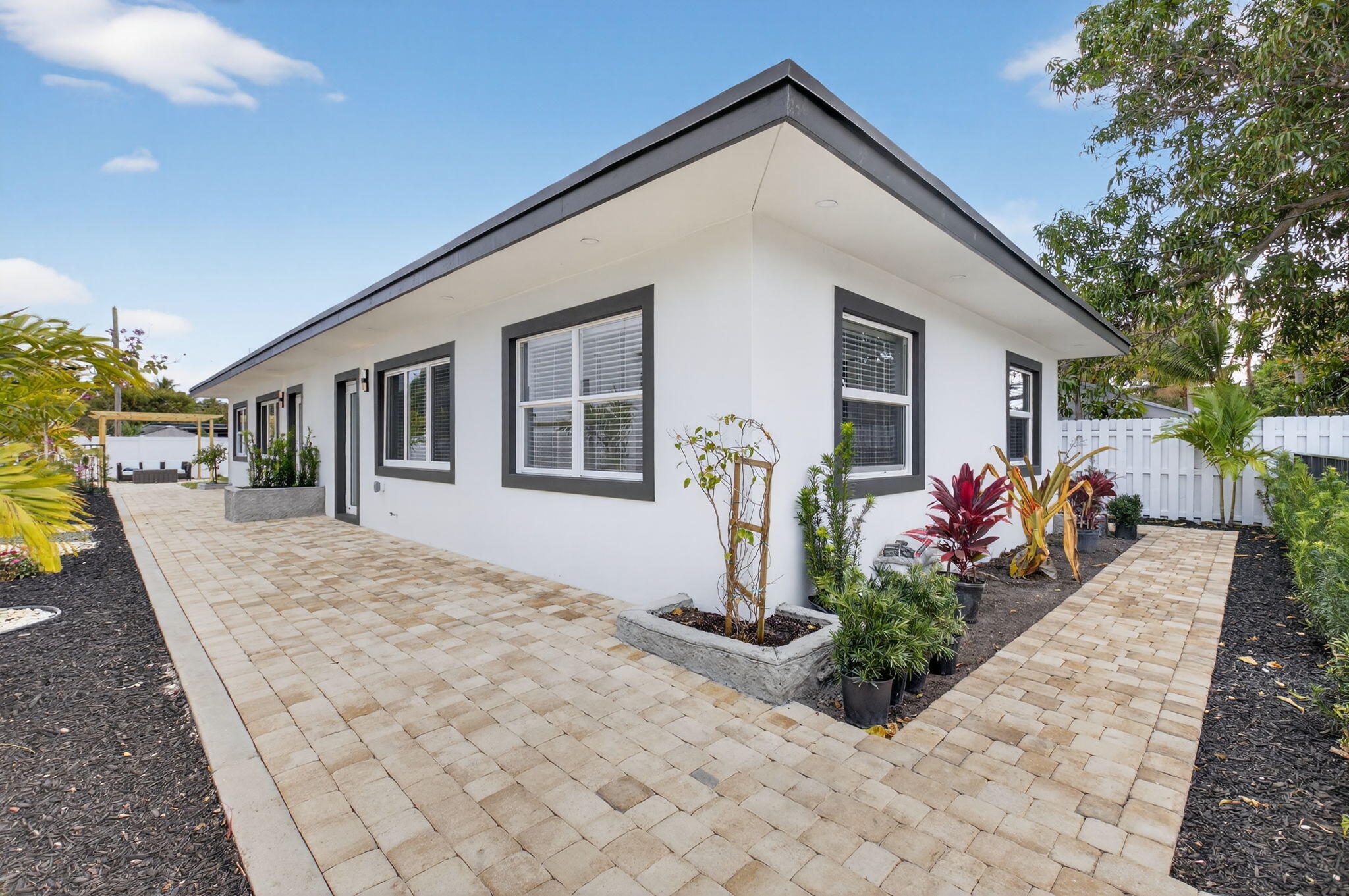 341 SE 3rd Avenue, Delray Beach, FL 33483, Delray Beach