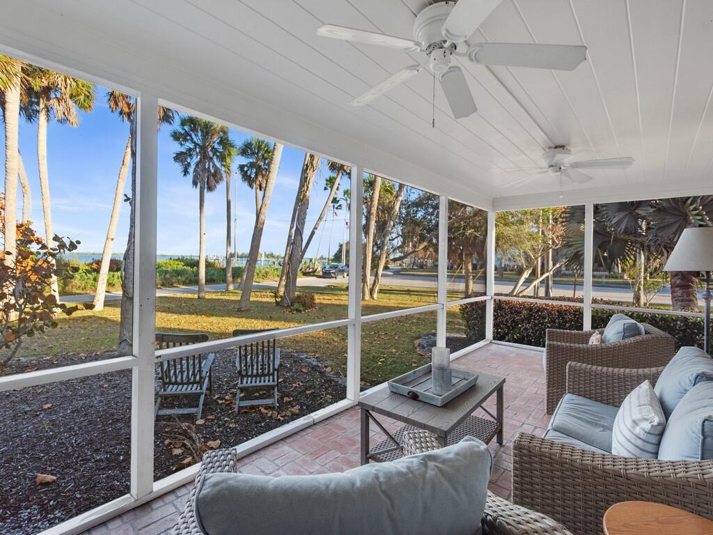 3001 N N Indian River Drive Drive — photo 9