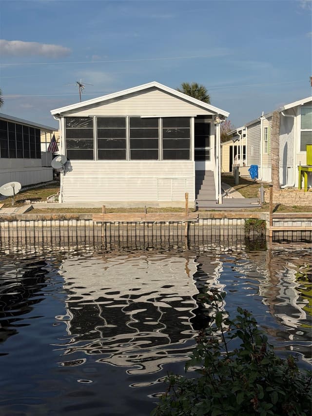 42 Turtle Road, Turtle Cove, Okeechobee, FL