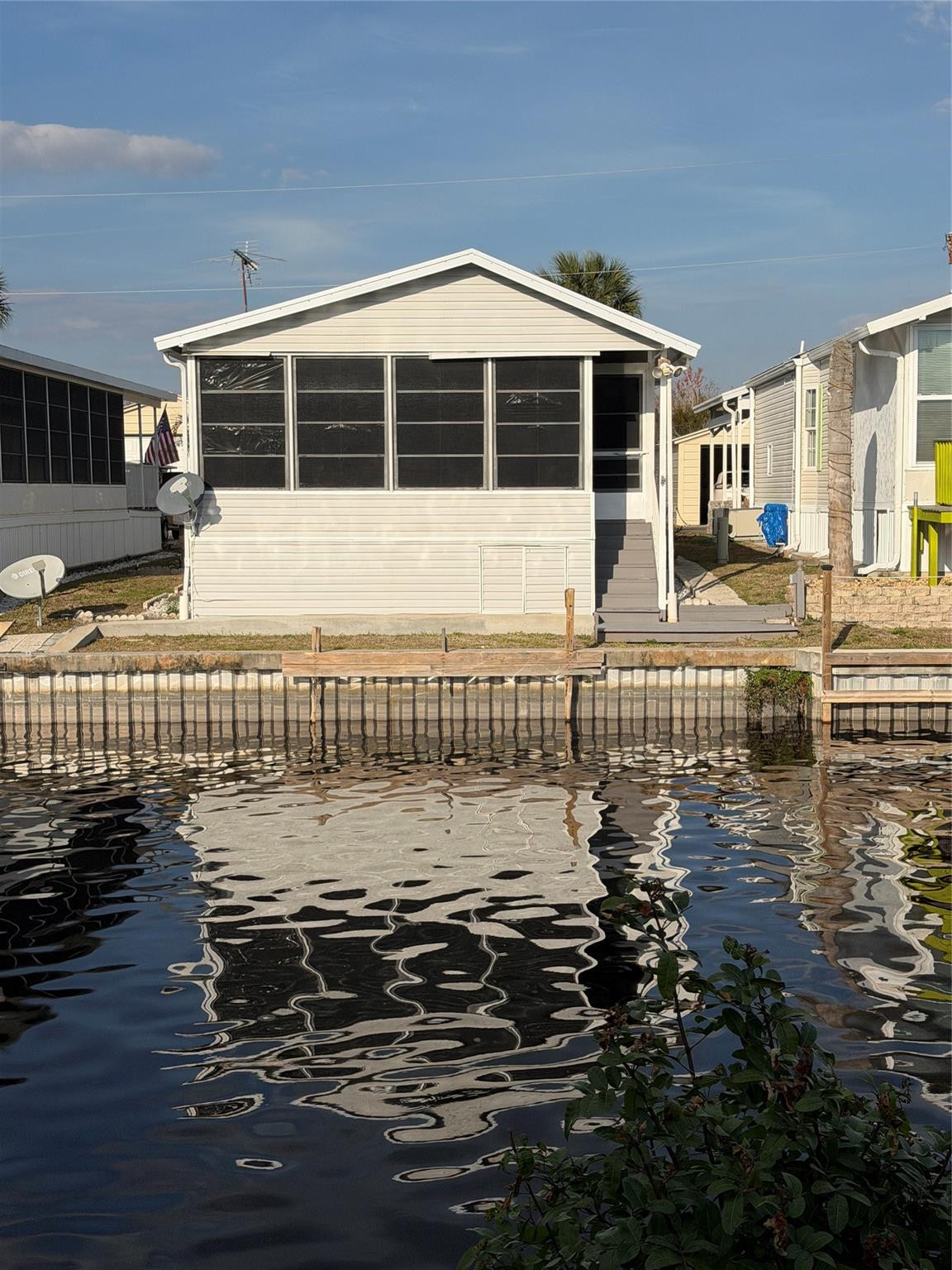 42 Turtle Road, Okeechobee, FL 34974, Okeechobee