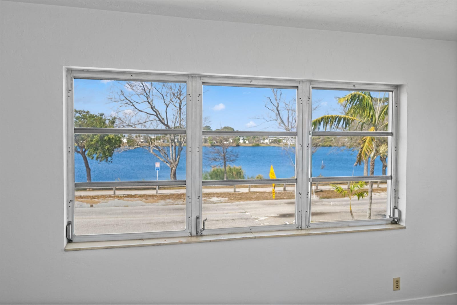 5160 Lake Osborne Drive, Lake Worth, FL 33461 photo 18