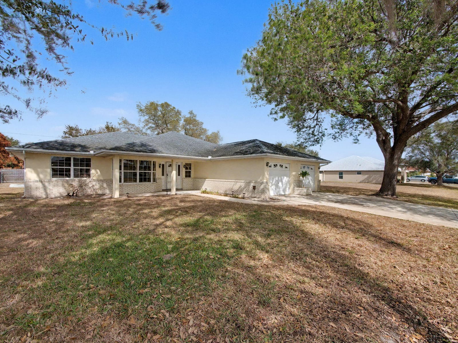 401 SW Ridgecrest Drive, Port St. Lucie, FL 34953