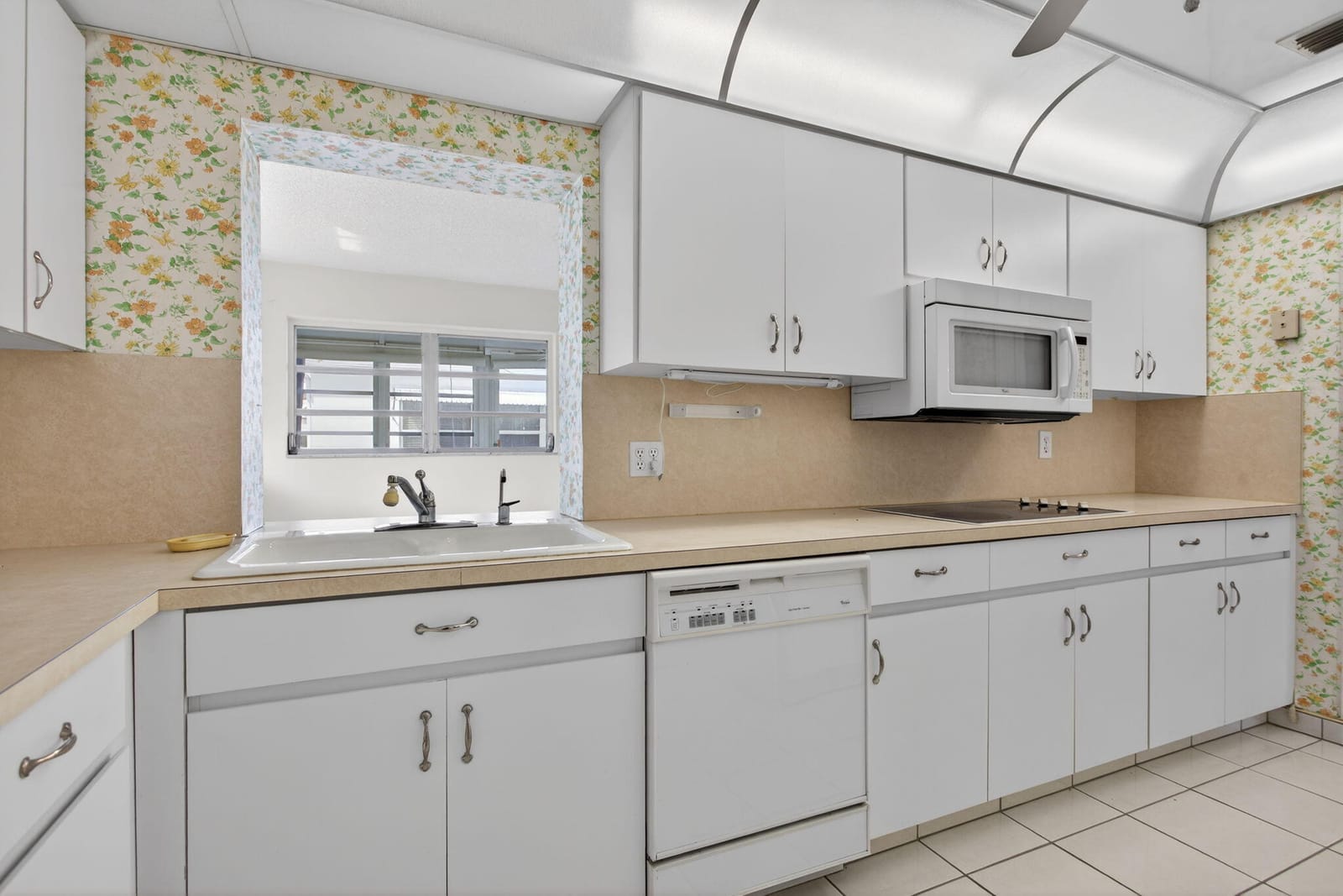301 Leisure Boulevard, Pompano Beach, FL 33064 photo 12