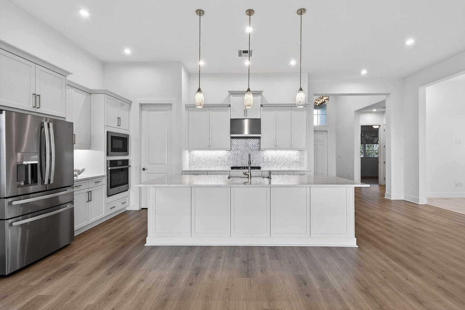 9694 Saint Germain Drive — photo 6
