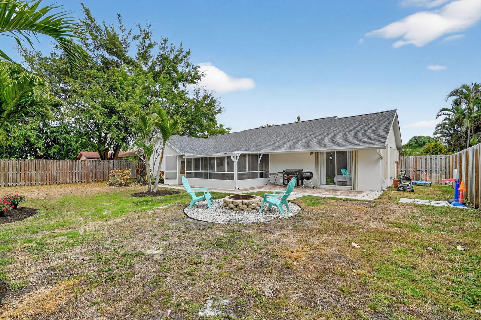 8186 Chatuga Court, Lake Worth, FL 33467 photo 3