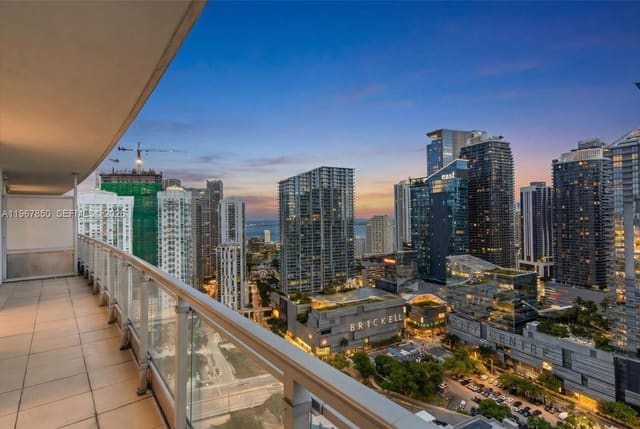 92 SW 3rd Street 3804, Mint, Miami, FL