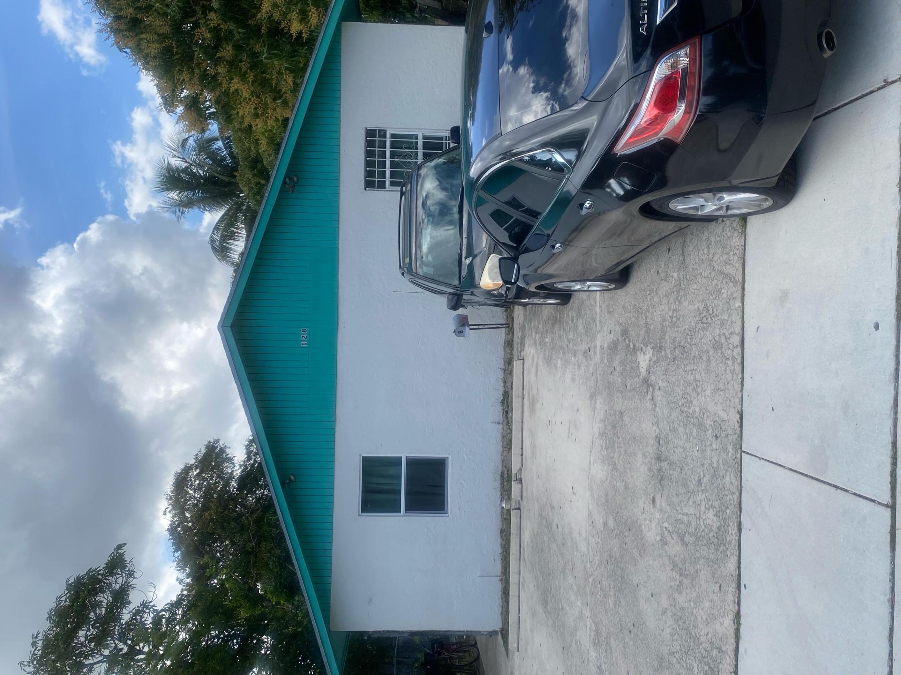 128 SW 3rd Avenue, Delray Beach, FL 33444, Delray Beach