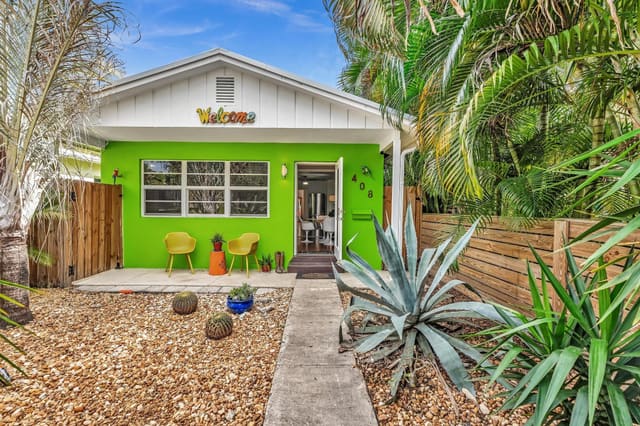 408 N J Street, sold in Lake Worth Town, Lake Worth Beach, FL