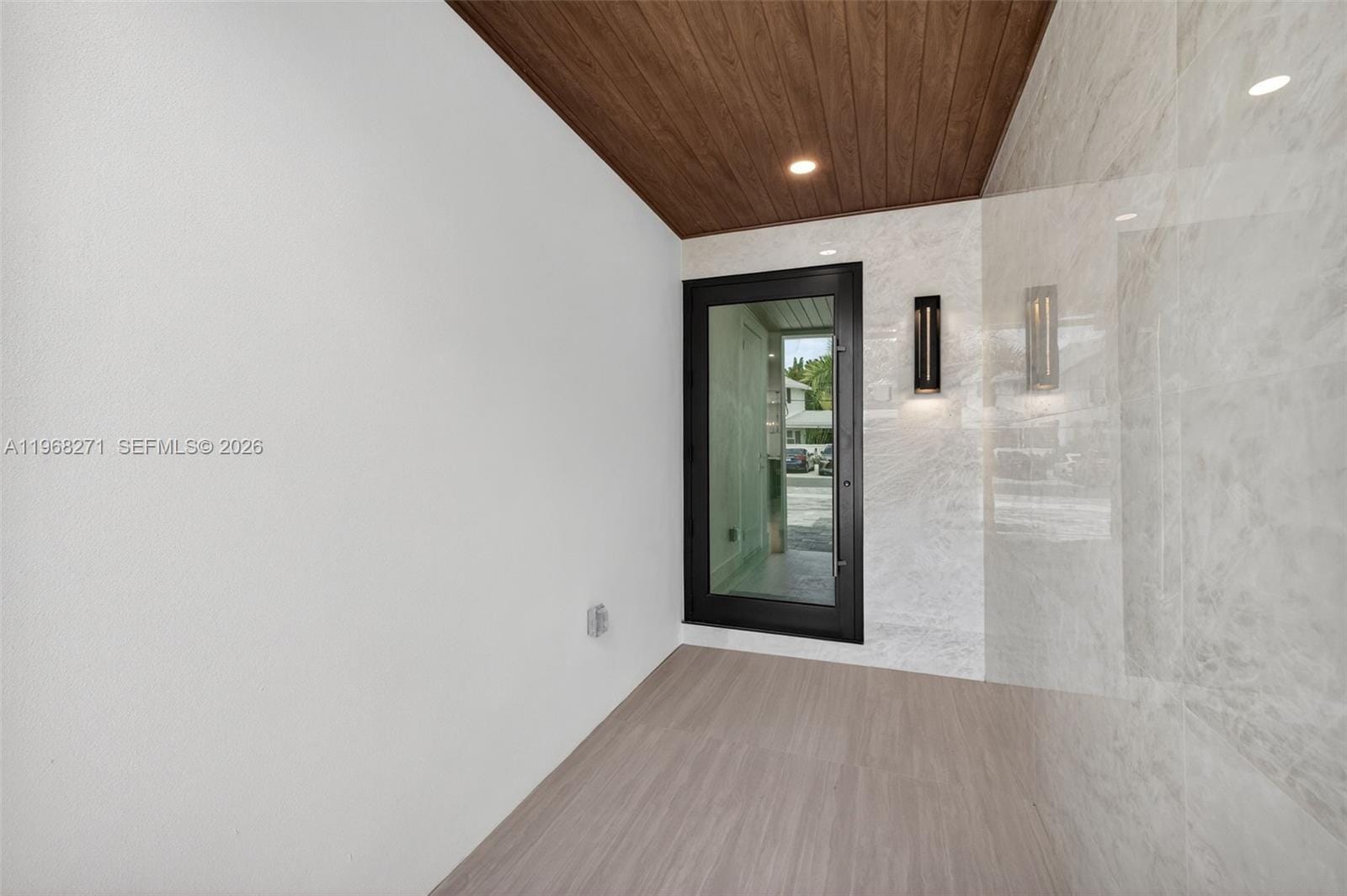 912 SE 13th Street — photo 5