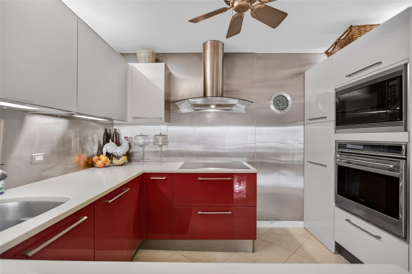 9001 Jacaranda Lane 201 — photo 3