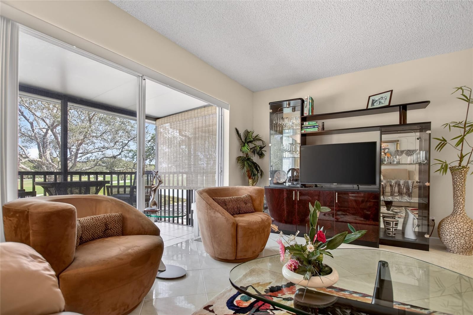 9001 Jacaranda Lane 201 — photo 5