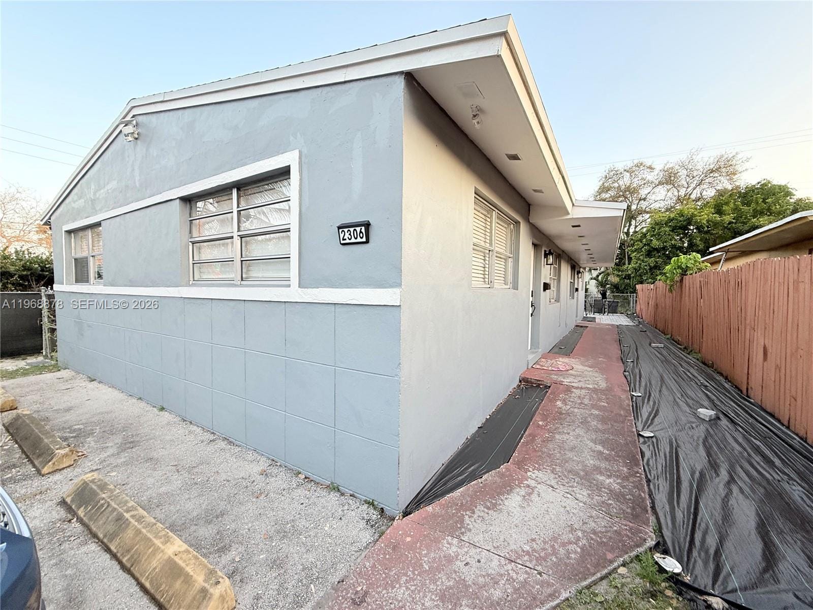 2306 Simms Street, Hollywood, FL 33020