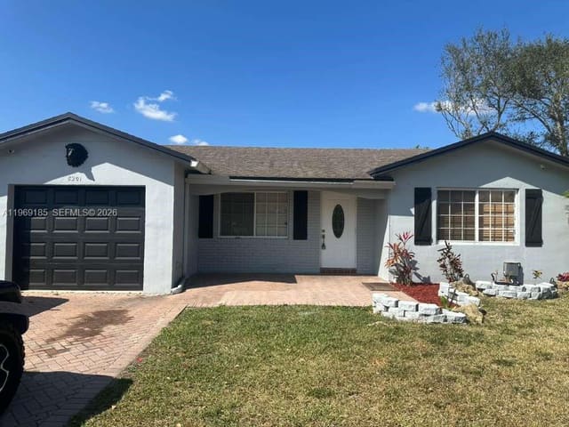 8201 NW 105th Avenue, Tamarac, FL 33321