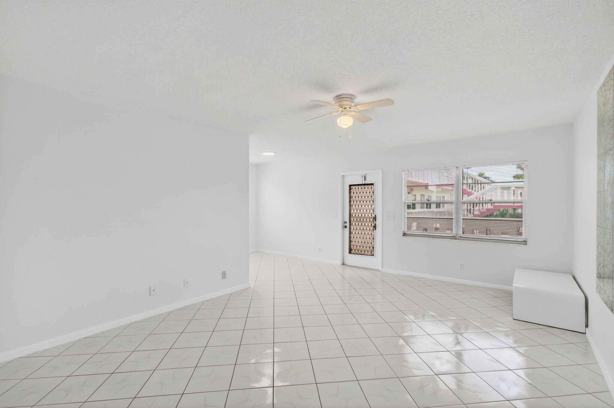 360 Fanshaw I — photo 11