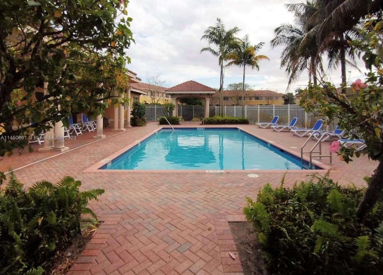 6030 SW 19th Place — photo 12