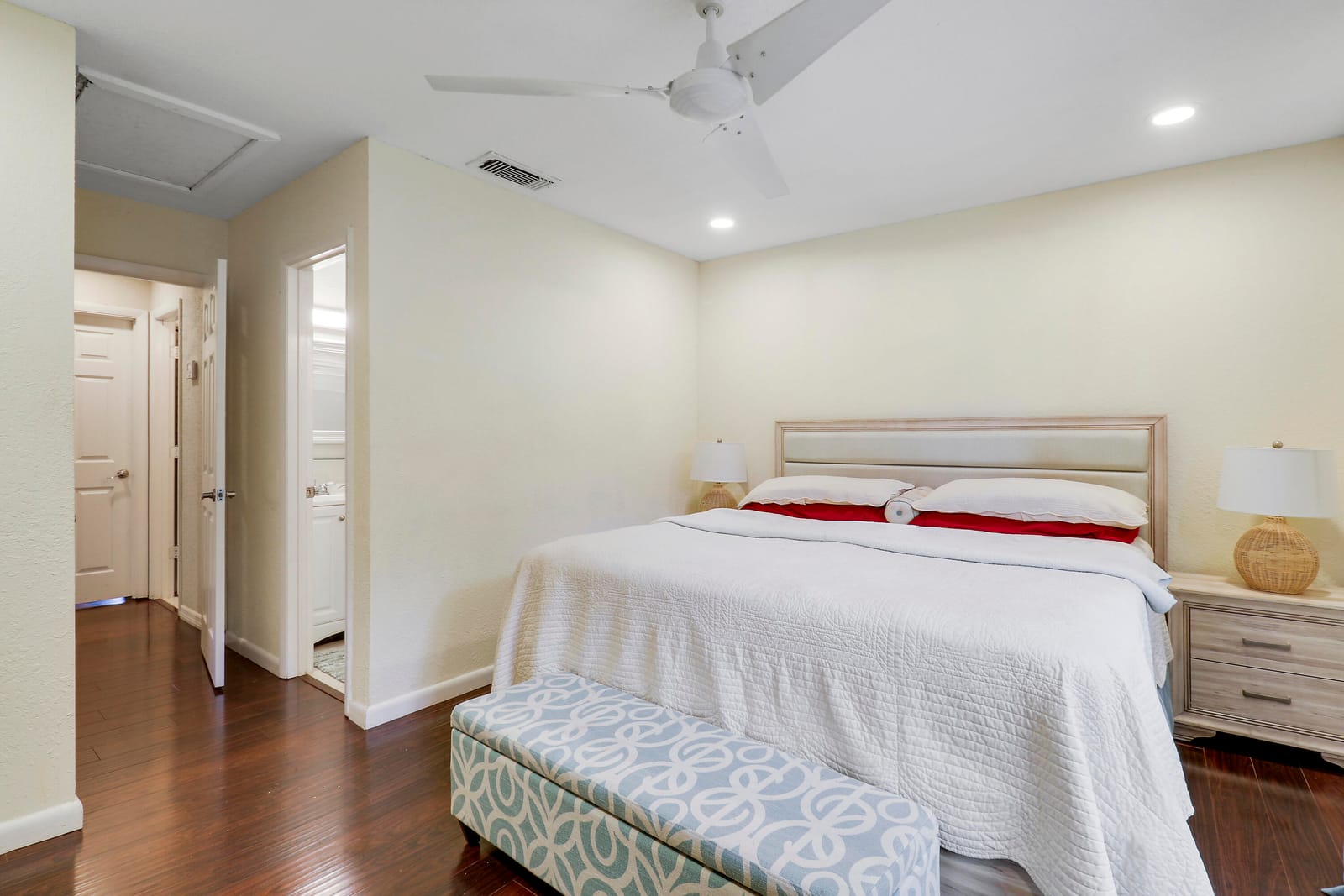 124 Rosewood Circle — photo 9