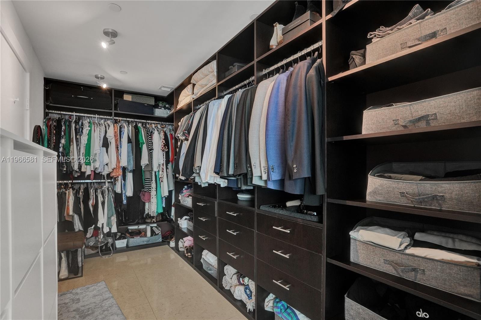 900 Biscayne Boulevard 2907, Miami, FL 33132 photo 5
