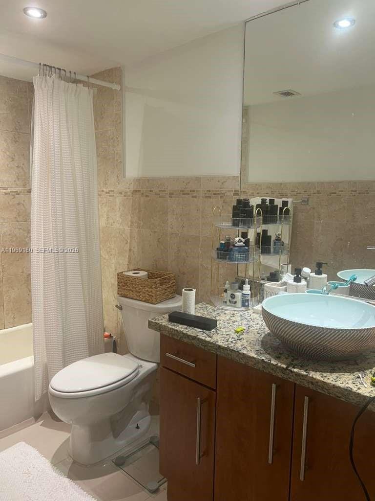 19380 Collins Avenue 808 — photo 10