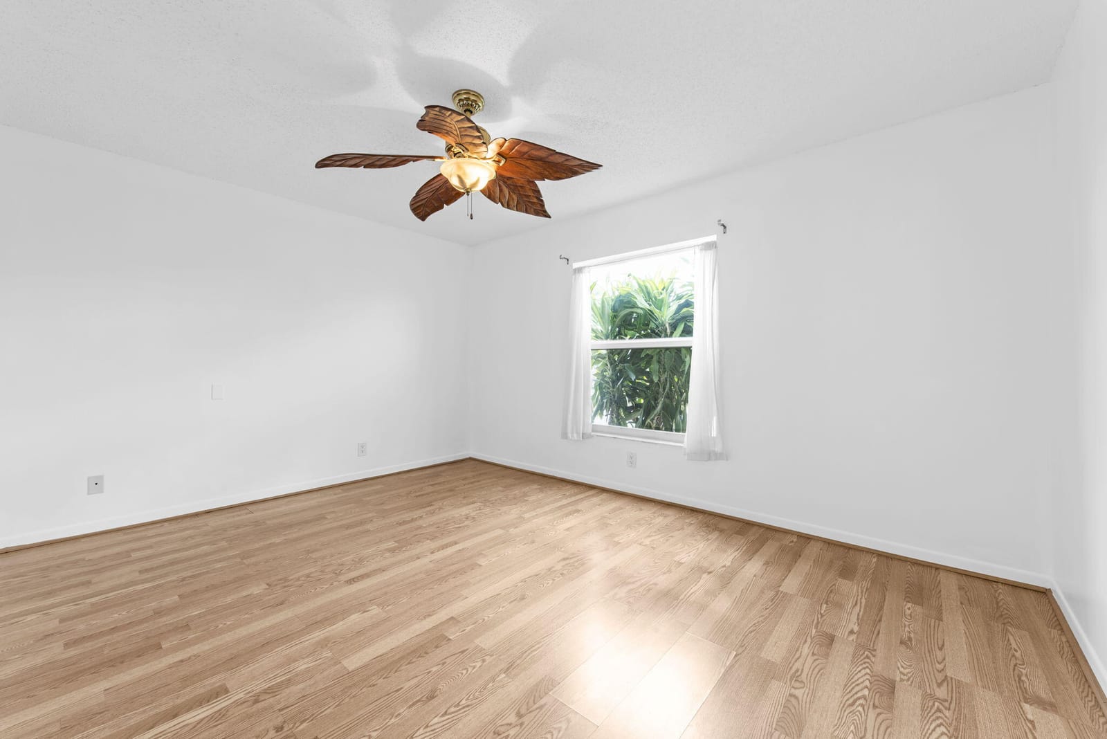 5249 Berwyn Street — photo 12