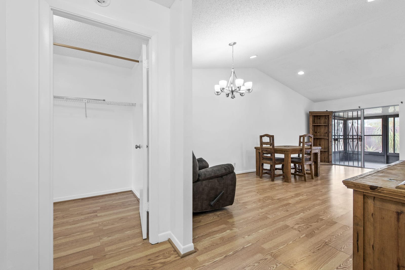 5249 Berwyn Street — photo 6