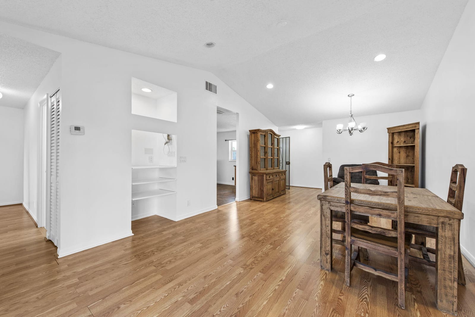 5249 Berwyn Street — photo 7