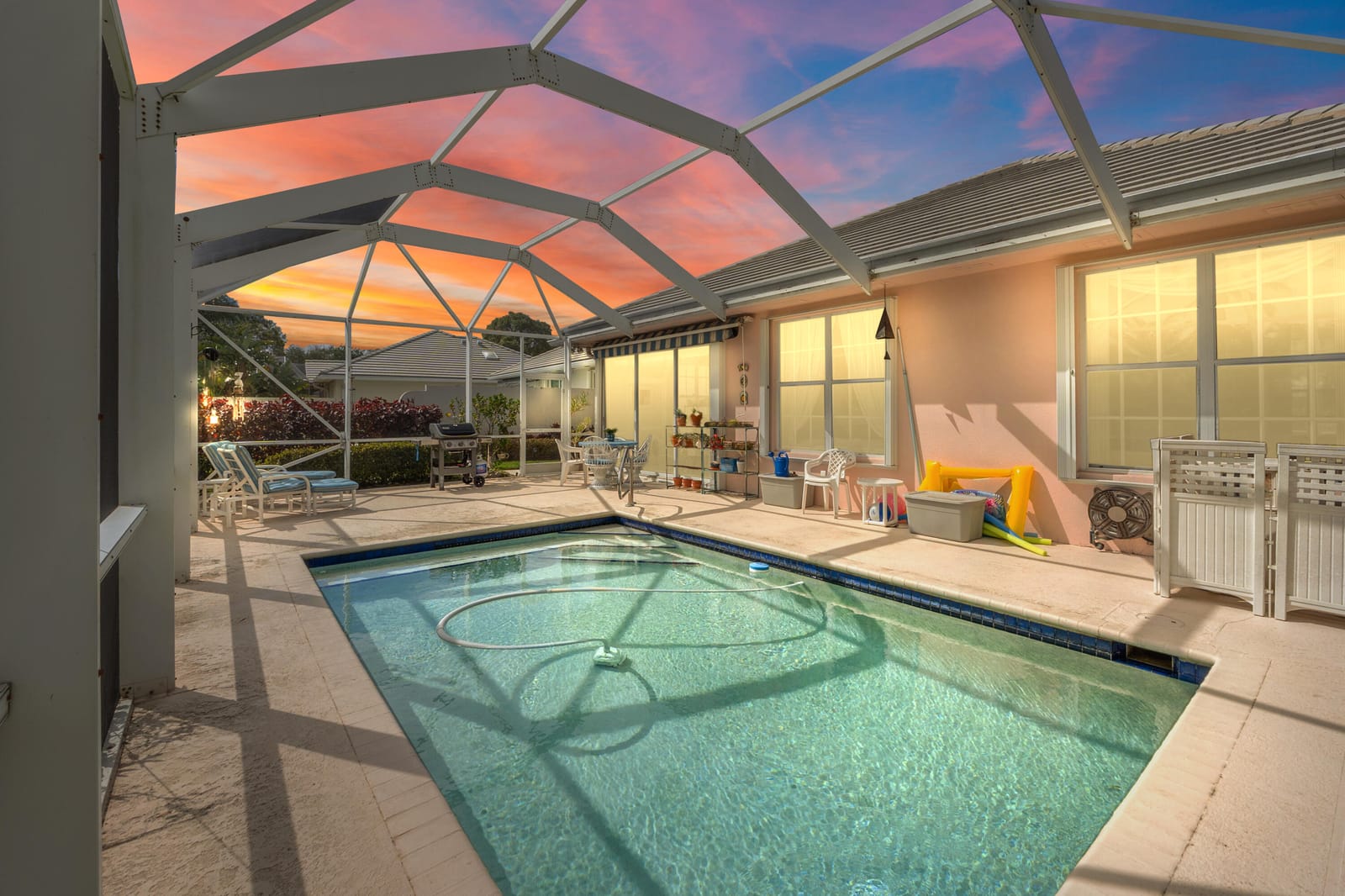 2013 Bedford Drive, Palm Beach Gardens, FL 33403