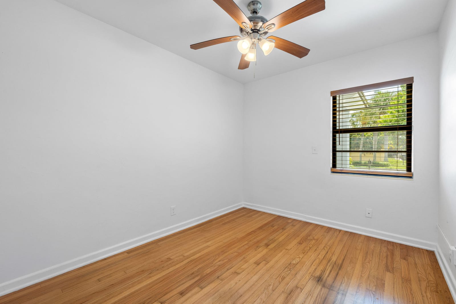 1023 S Palmway, Lake Worth Beach, FL 33460 photo 15
