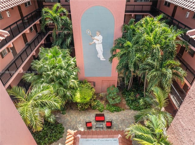 670 Tennis Club Drive 307, sold in Tennis Club Davis Condo, Fort Lauderdale, FL
