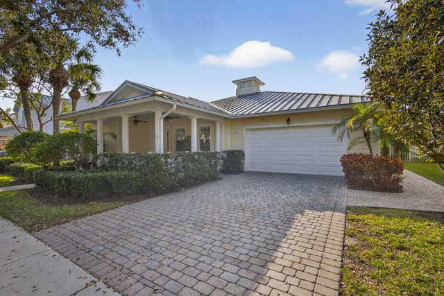 3260 Wymberly Drive, Jupiter, FL 33458