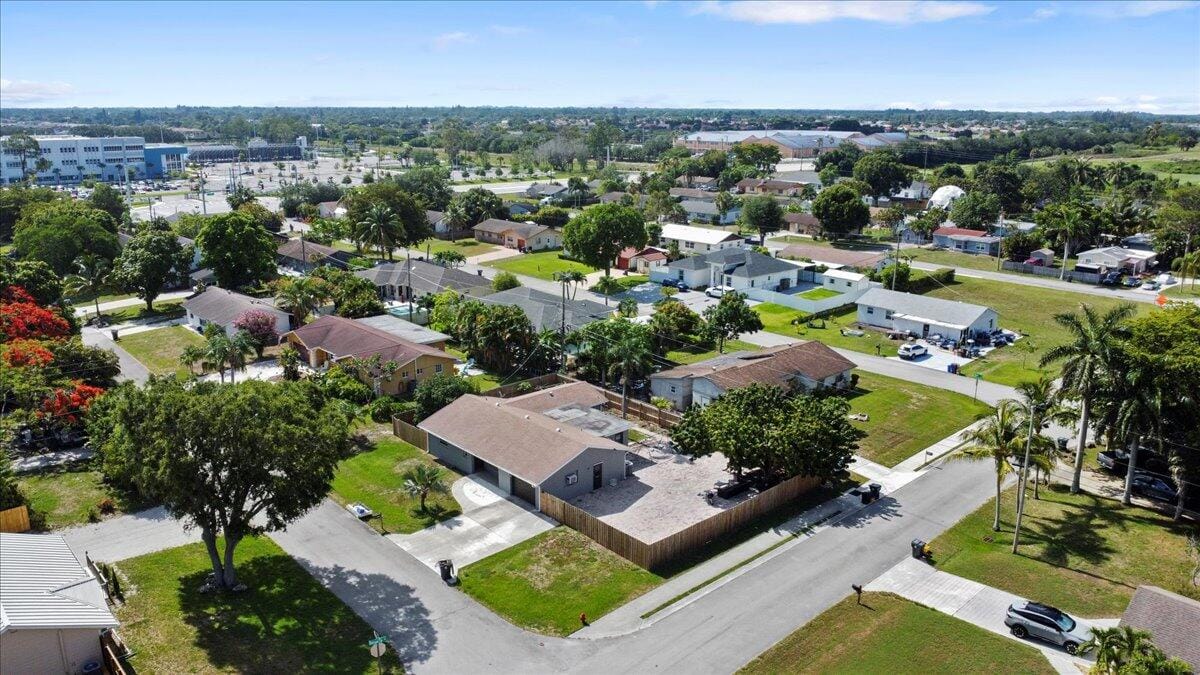 9110 Banquet Way, Lake Worth, FL 33467 photo 24