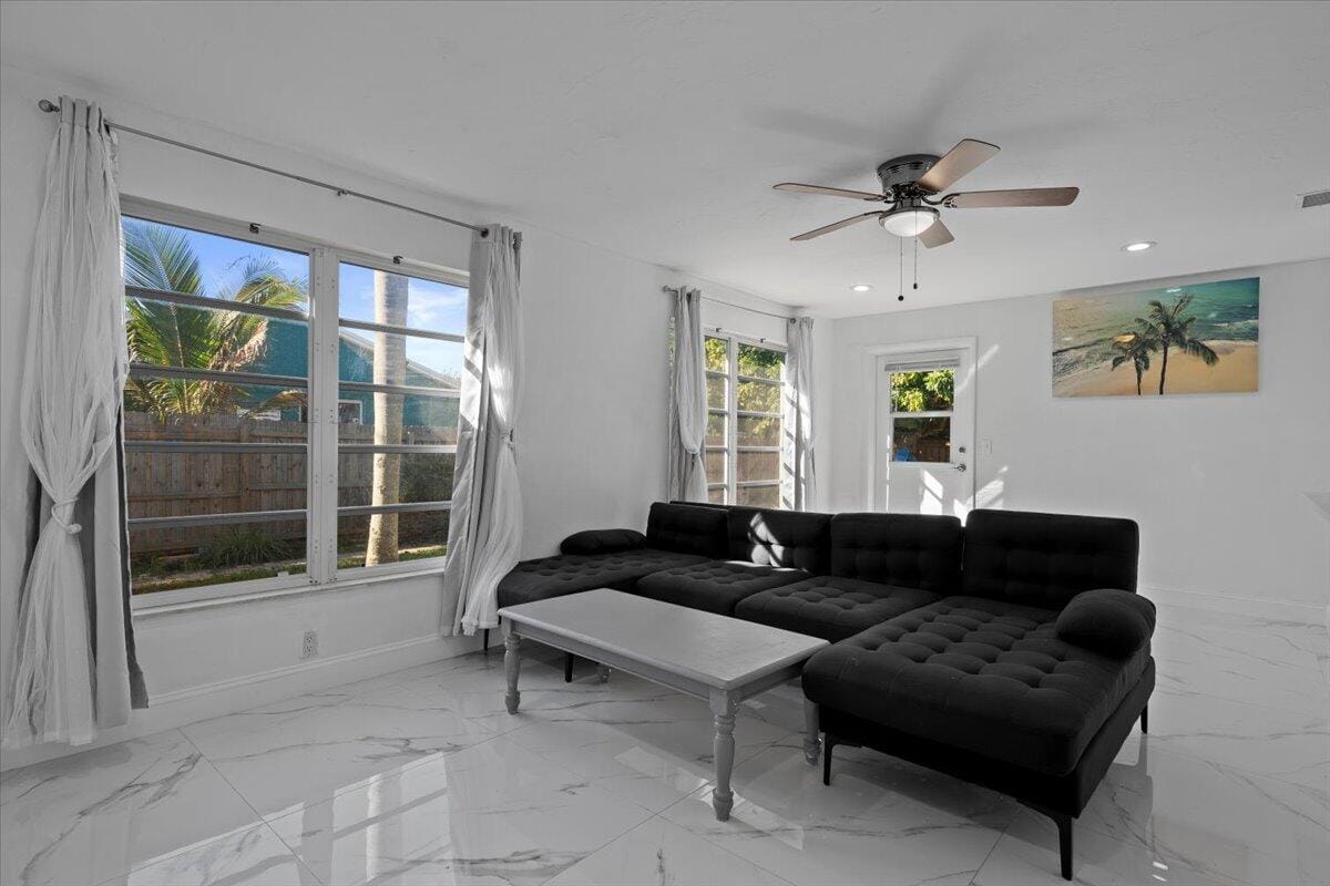 9110 Banquet Way, Lake Worth, FL 33467 photo 4