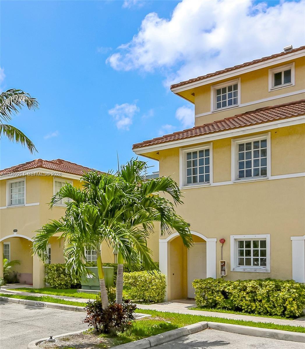 2054 NE 167th Street 3122, North Miami Beach, FL 33162, North Miami Beach