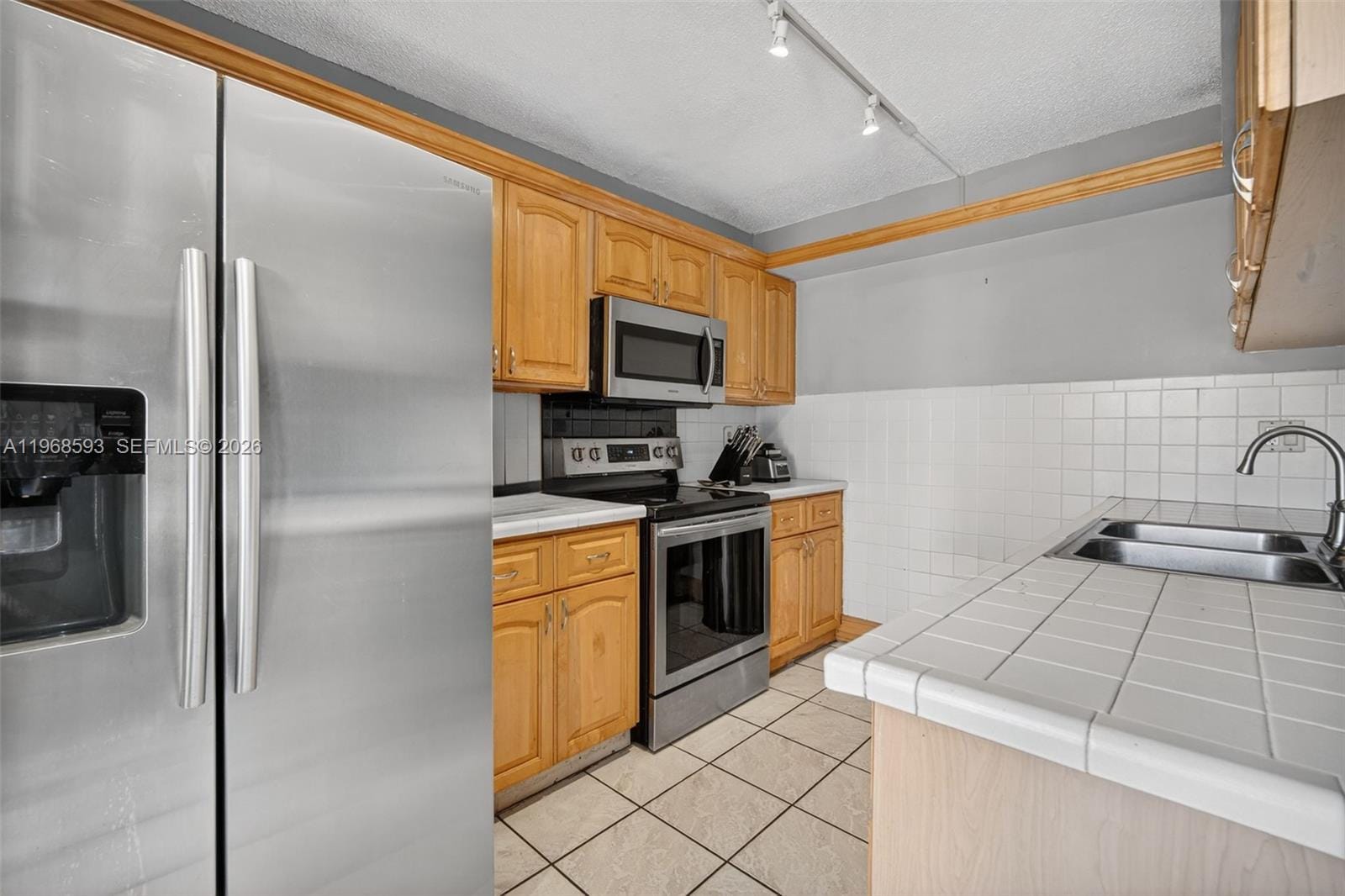 1171 SW 118th Terrace, Davie, FL 33325 photo 8
