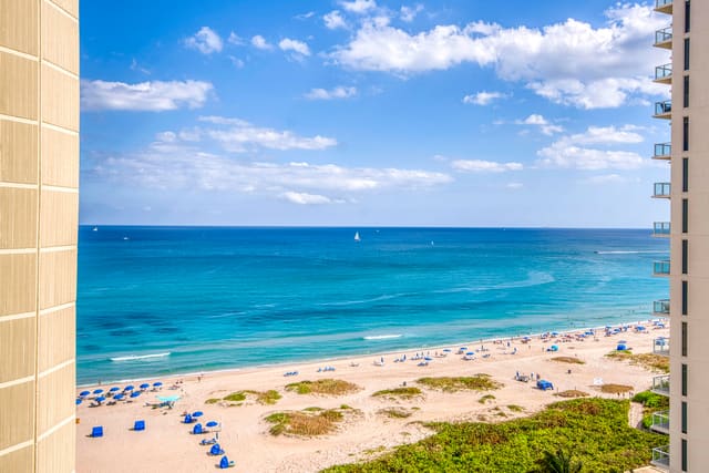 2800 N Ocean Drive B-15d, Singer Island, FL 33404