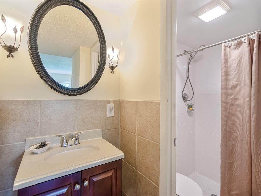 1166 6th Avenue B7, Vero Beach, FL 32960 photo 17