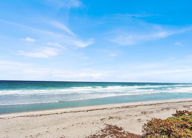 900 Ocean Drive 207, sold in Juno by the Sea, Juno Beach, FL