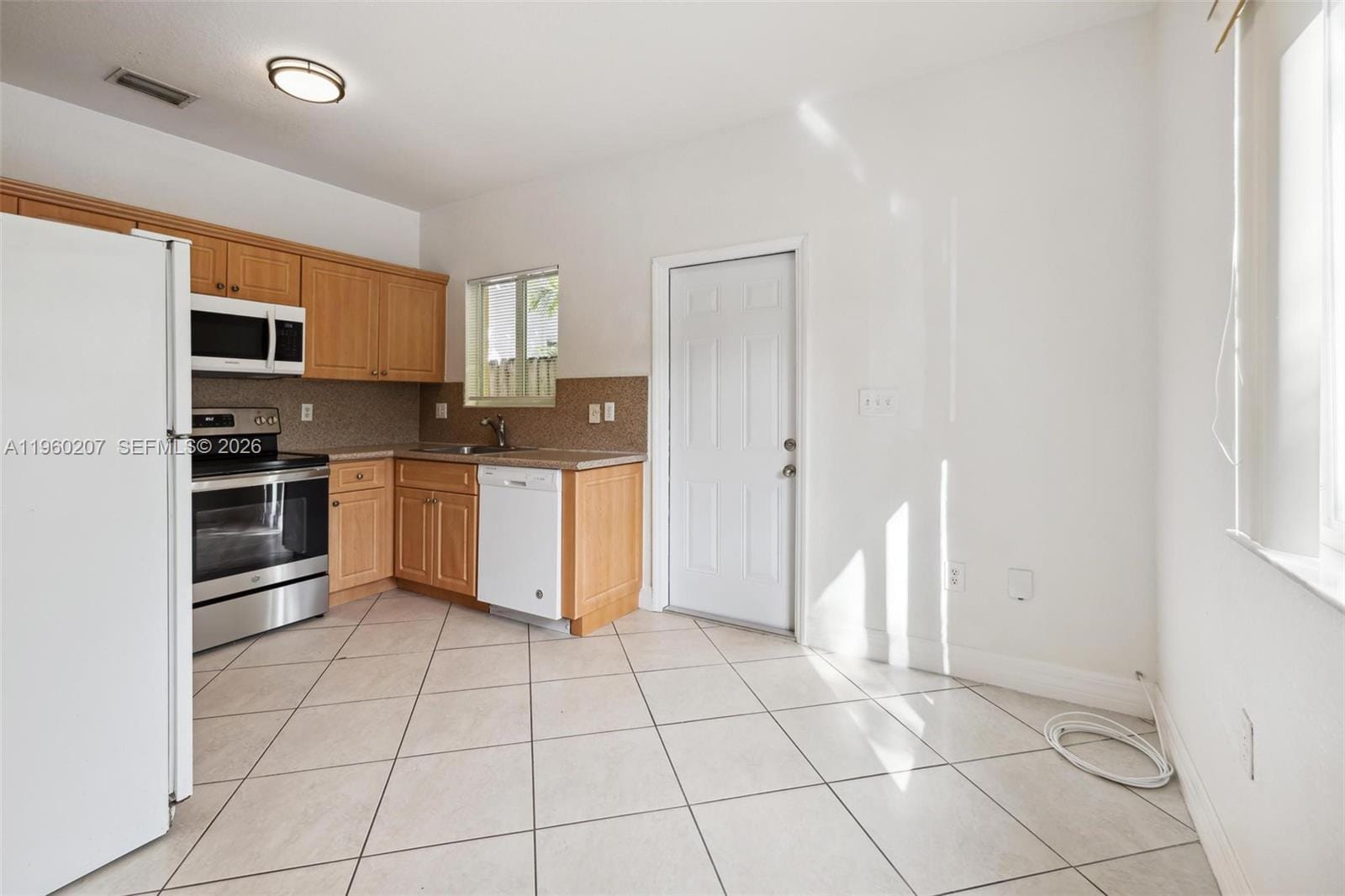 3134 Hibiscus Street, Miami, FL 33133 photo 15