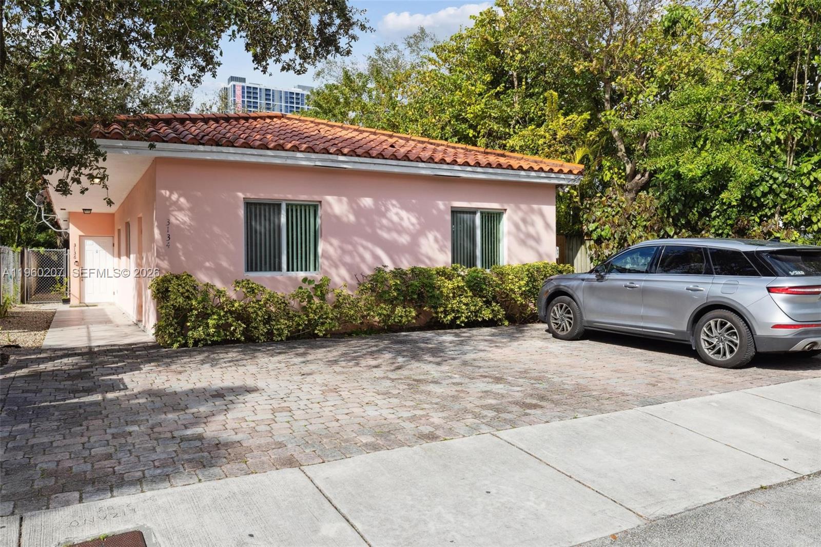 3134 Hibiscus Street, Miami, FL 33133, Miami