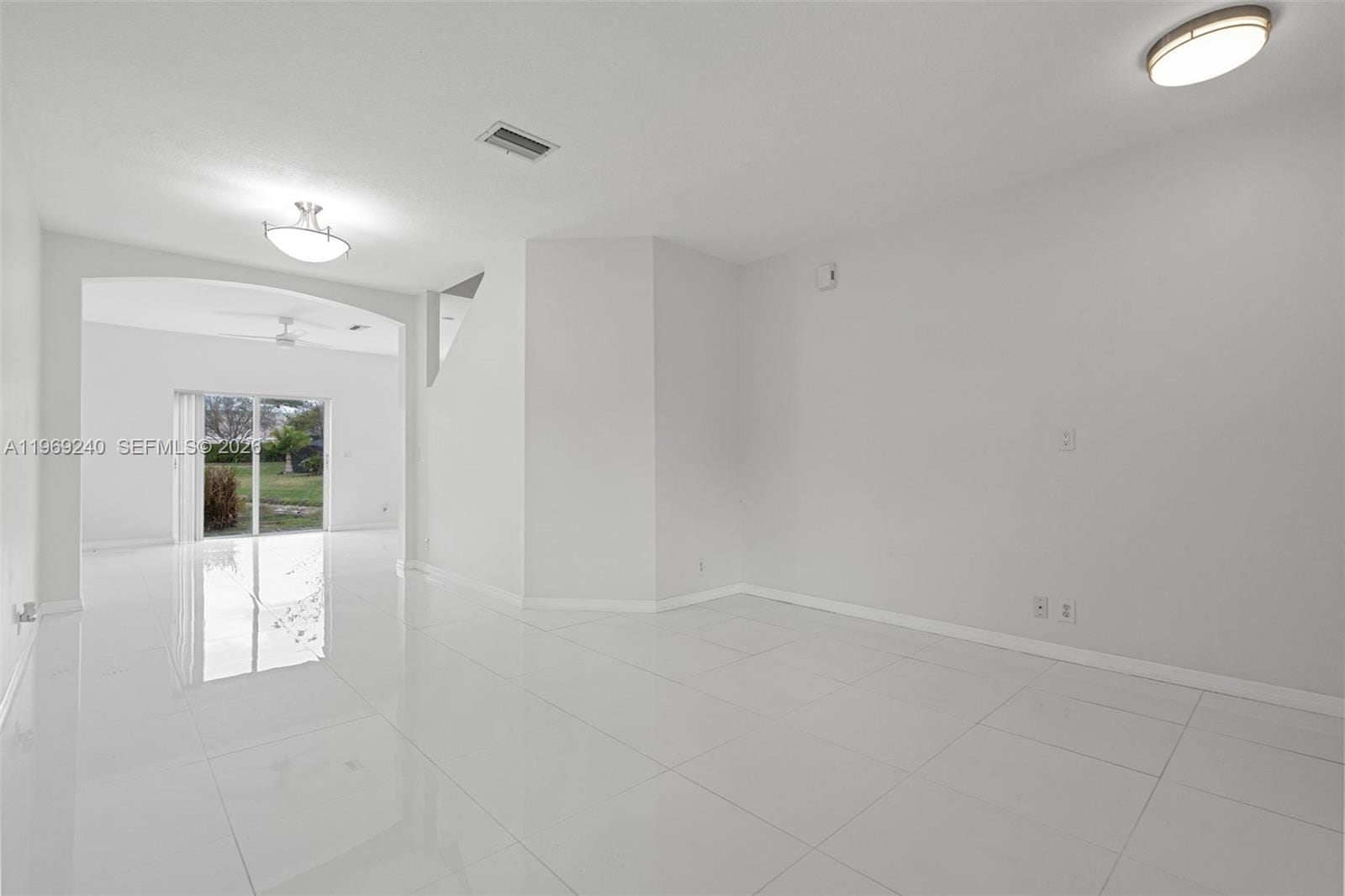 4722 Lago Vista Drive — photo 7