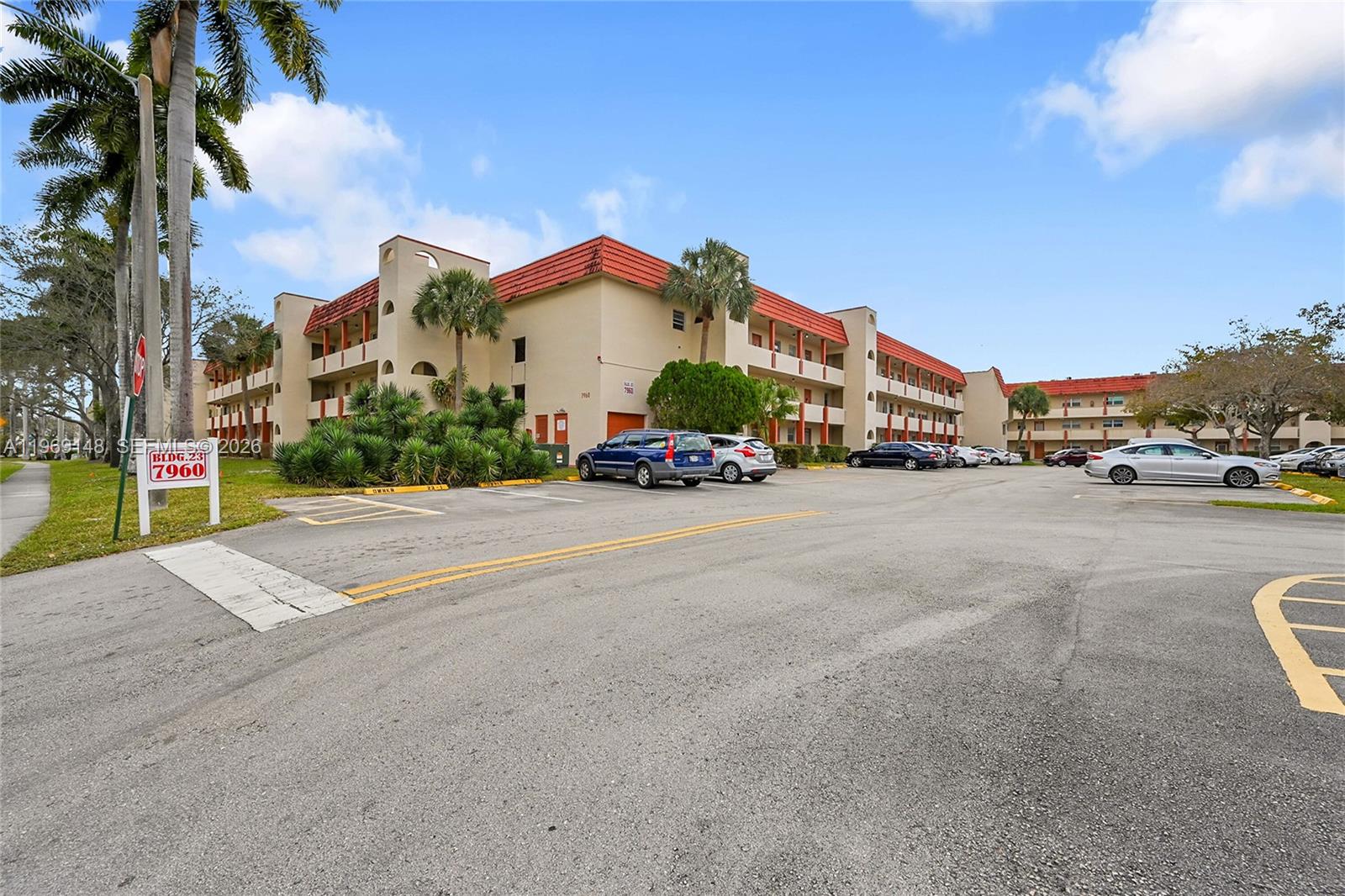 7960 N Sunrise Lakes Drive 311, Sunrise, FL 33322, Sunrise