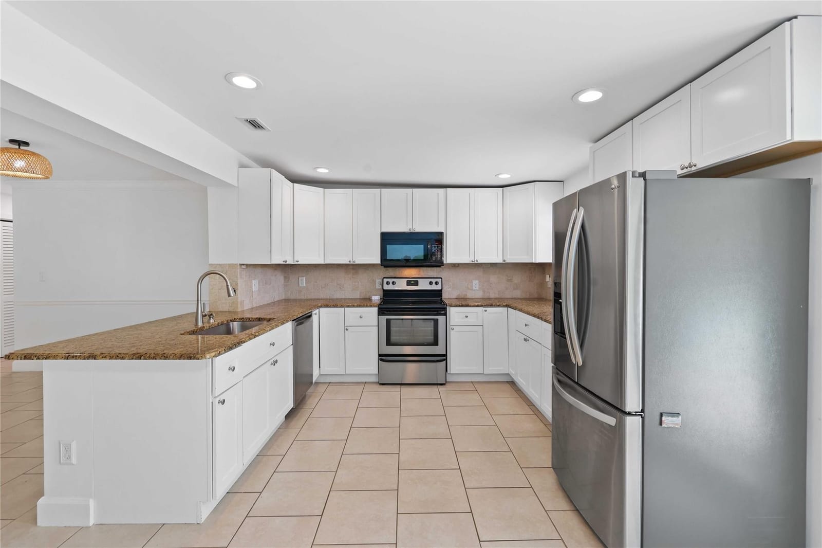 413 Philadelphia Drive — photo 10