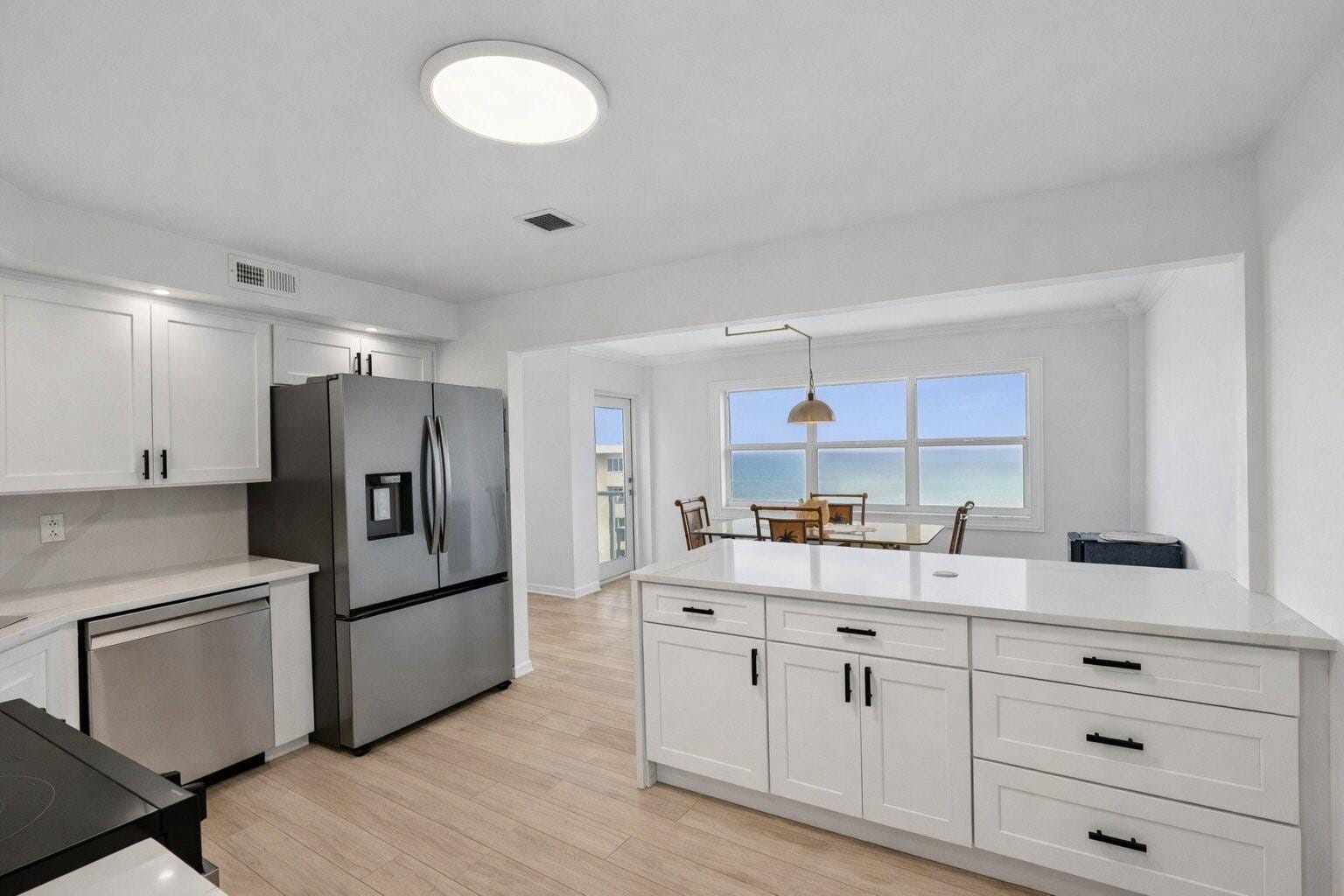 111 N Pompano Beach Boulevard 1801 — photo 4