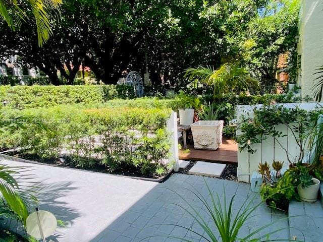 719 Meridian Avenue 7 — photo 2